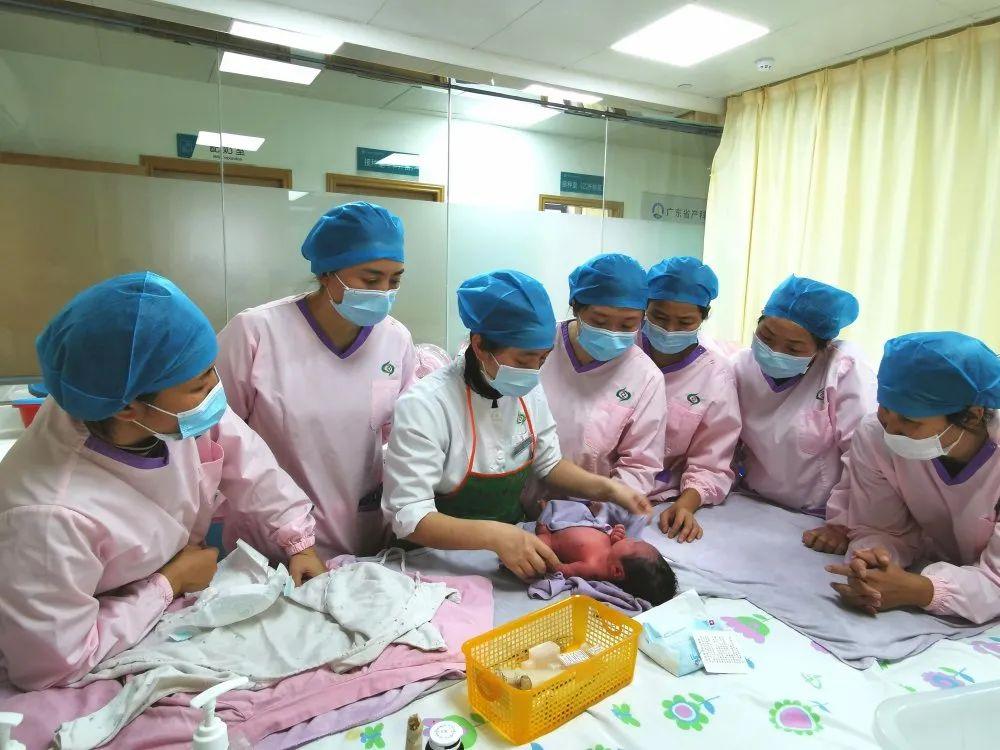 宜春妇婴监护型护送
